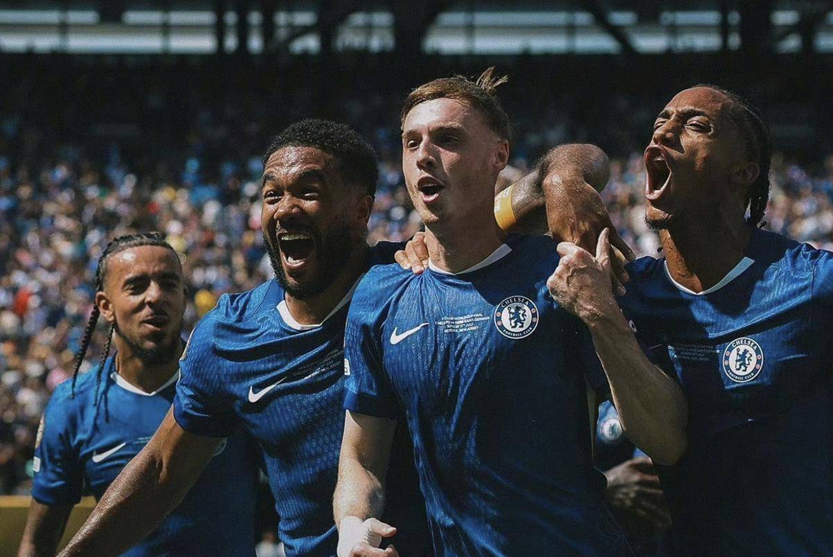 包含国际比赛日切尔西绝杀压哨——荷甲节点到来，管理层满意，赛程密集仍需轮换的词条