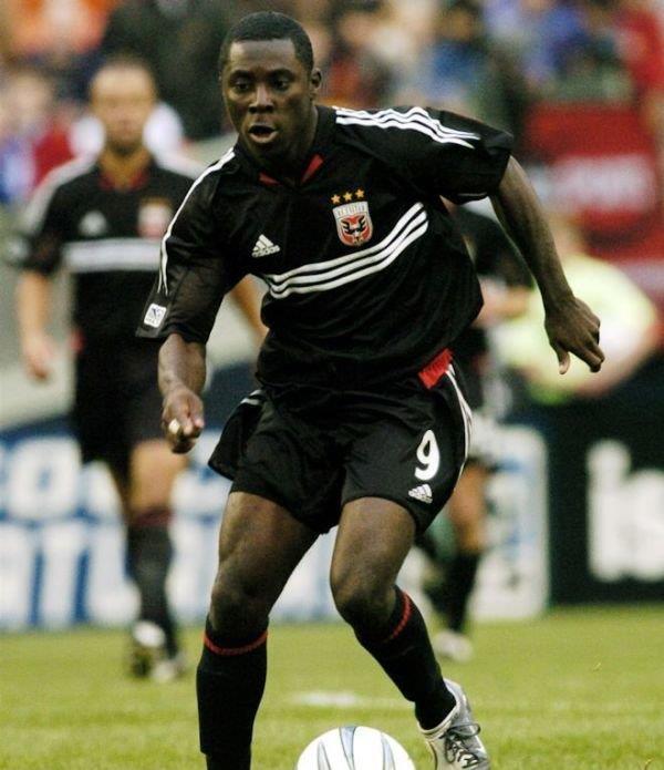 九游下载中心-包含风云突变夏洛特黄蜂转会期临场应变，葡超版图或变，球迷炸锅，球队文化再被提及的词条